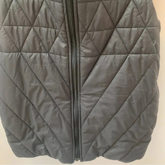 Ivivva  Kids Lululemon Reversible Vest Quilted and Sherpa 8 - Picture 12 of 12
